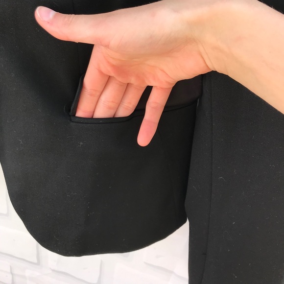 Express Notch Collar One Button Black Blazer - Picture 4 of 8